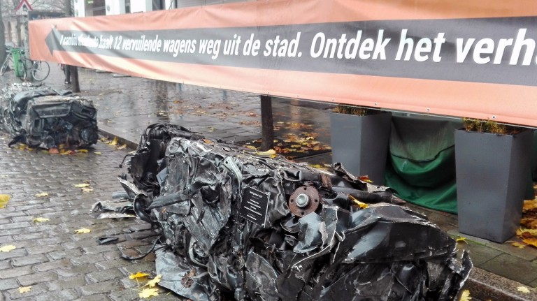 reclame, antwerpen, autodelen, autowrakken, besparen, binnenstad, cambio, deelwagens, lage-emissiezone, LEZ, linkeroever, luchtkwaliteit, milieu, ringland, vervuilende wagens, vervuiling, voordelig, Zuid