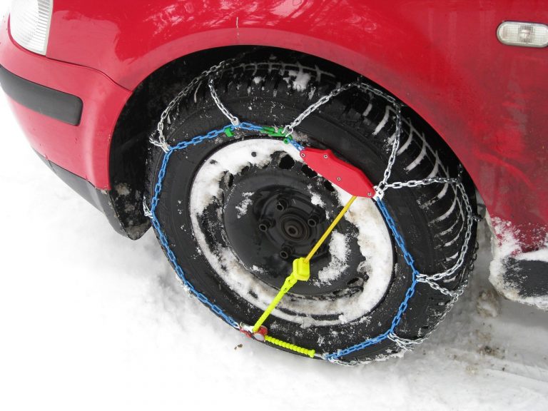 sneeuwkettingen gebruik bevestiging voordelen