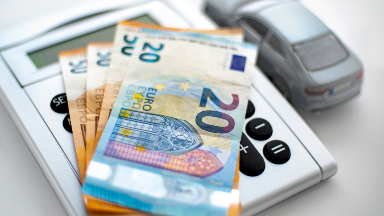 Banner Tweedehands Auto - Alle kosten bij de aankoop van een tweedehands auto