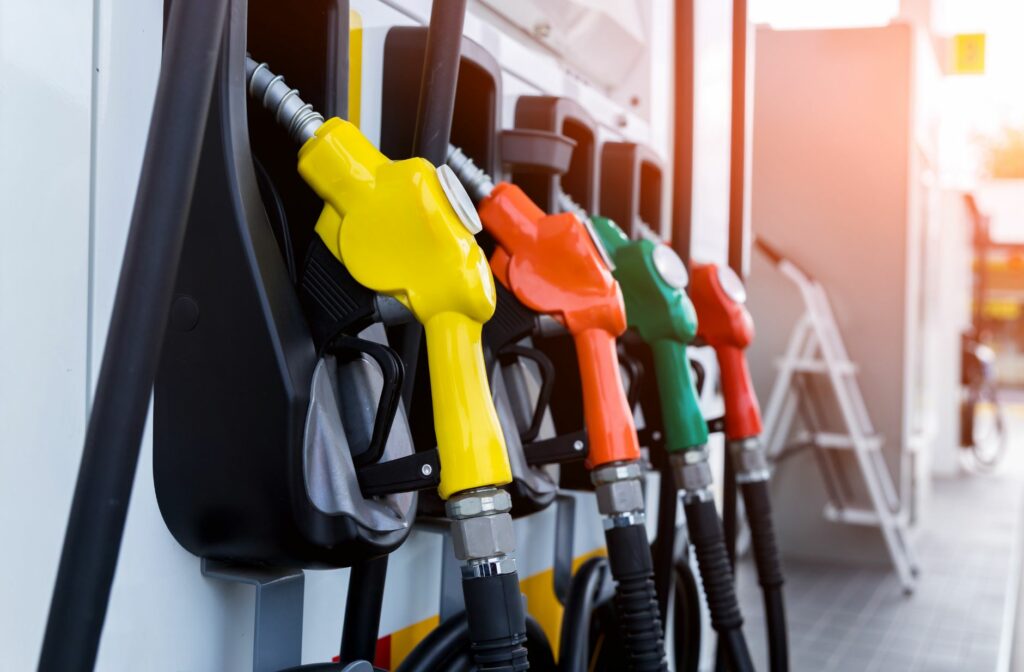 Verschillende pompen bij een tankstation