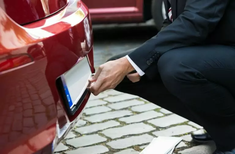 Nummerplaat schappen via Bpost