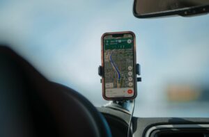 Gsm in een telefoonhouder