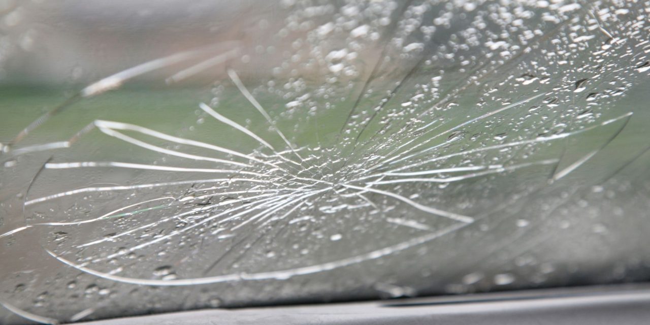 Sterretje in je voorruit van een auto